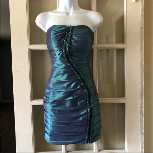 Faviana Strapless Dress‎ - Picture 2 of 7